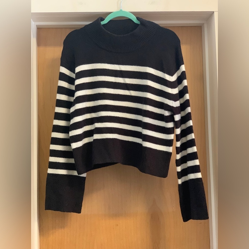 J. Crew Chunky Crew Neck Merino Wool Blend Striped Sweater. Size-Small - Picture 3 of 4